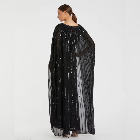 MacDuggal Black Embellished Beaded Column Cape Gown size 18 - Picture 6 of 15